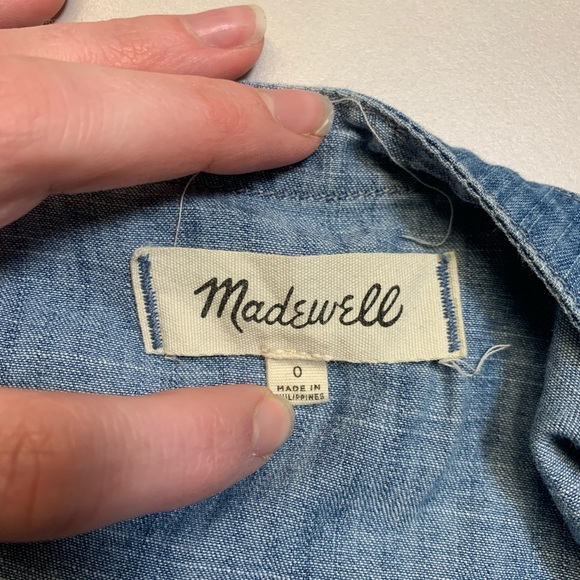 Madewell size 0 button up chambray dress - Picture 4 of 4